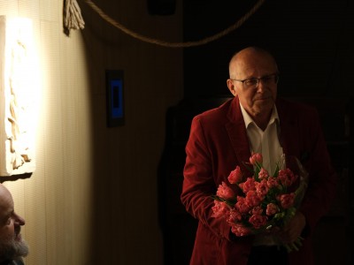 Wernisaż wystawy: "Motywy ludowe w pracach uczniów Państwowego Liceum Sztuk Plastycznych im. T. Brzozowskiego w Krośnie" - 1 kwietnia 2022-wernisaz-22.JPG