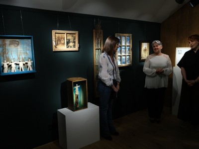 Wernisaż wystawy - "ŚLADY CZASU" 04.04.2025-DSCF5110.jpg